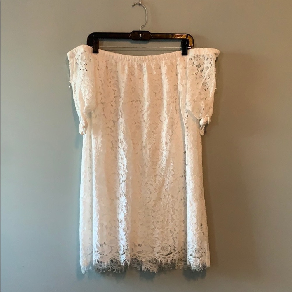 White lace dress